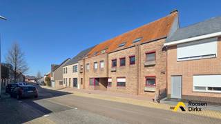 Dit appartement vindt u op de eerste verdieping van een kleinschalige residentie in de Conenstraat te Bree. De Conenstraat, gelegen op wandelafstand...