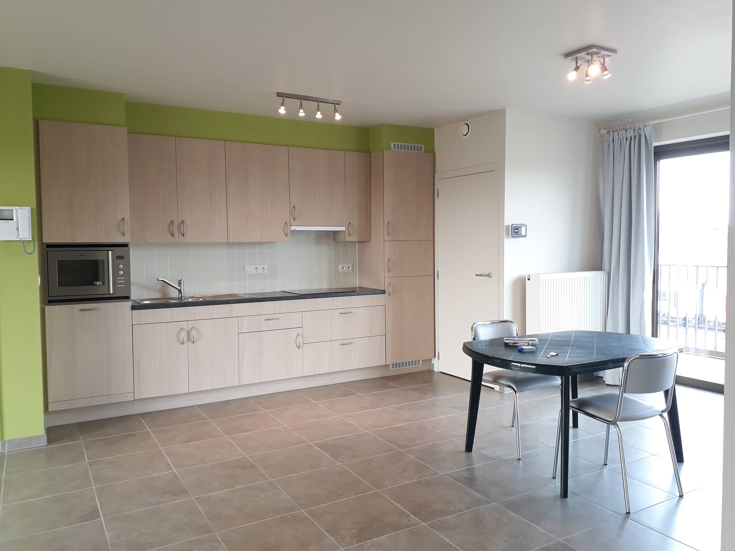 Recent 2-slaapkamerappartement met 2 terrassen + garage - foto 2