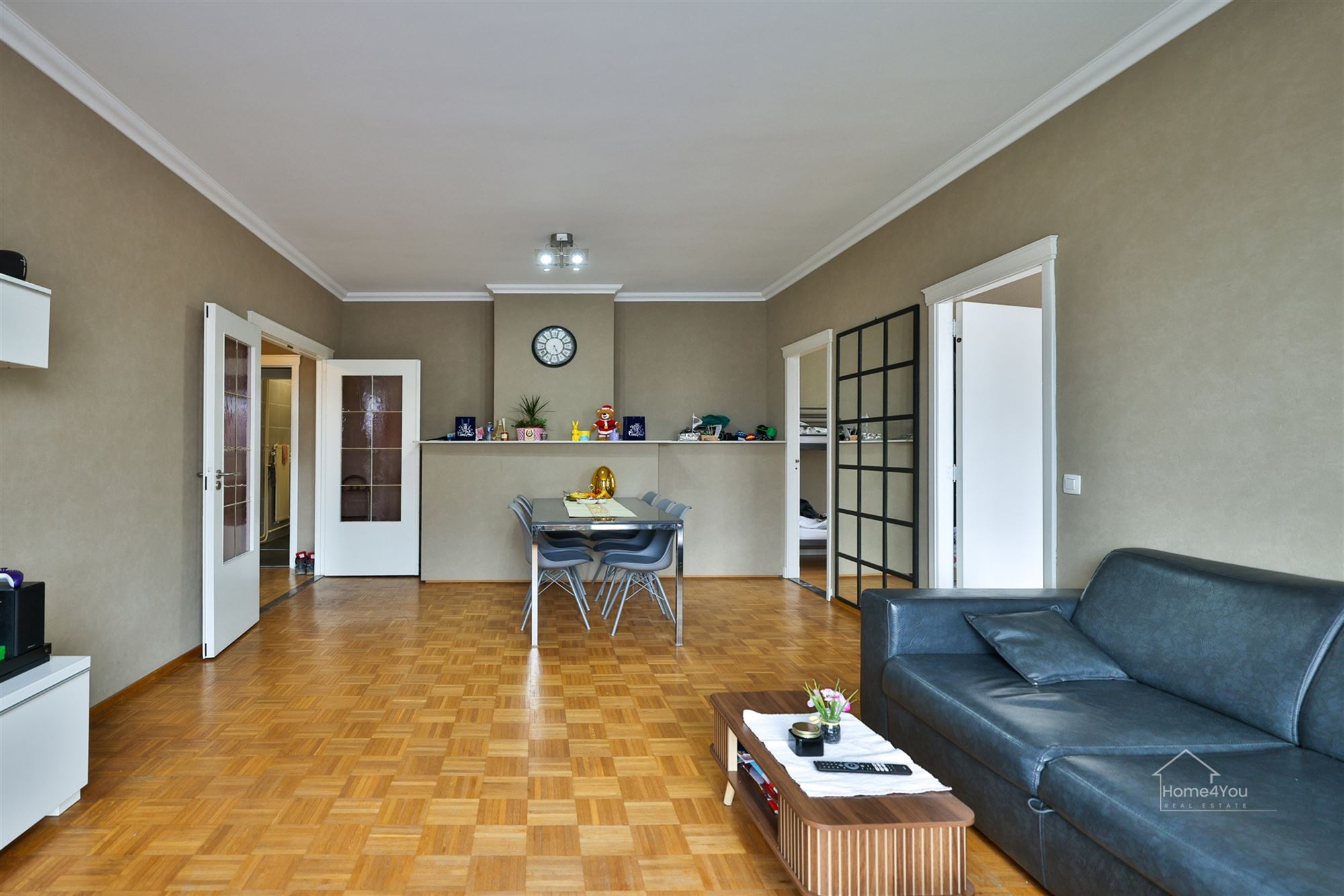 Apartment - photo 2