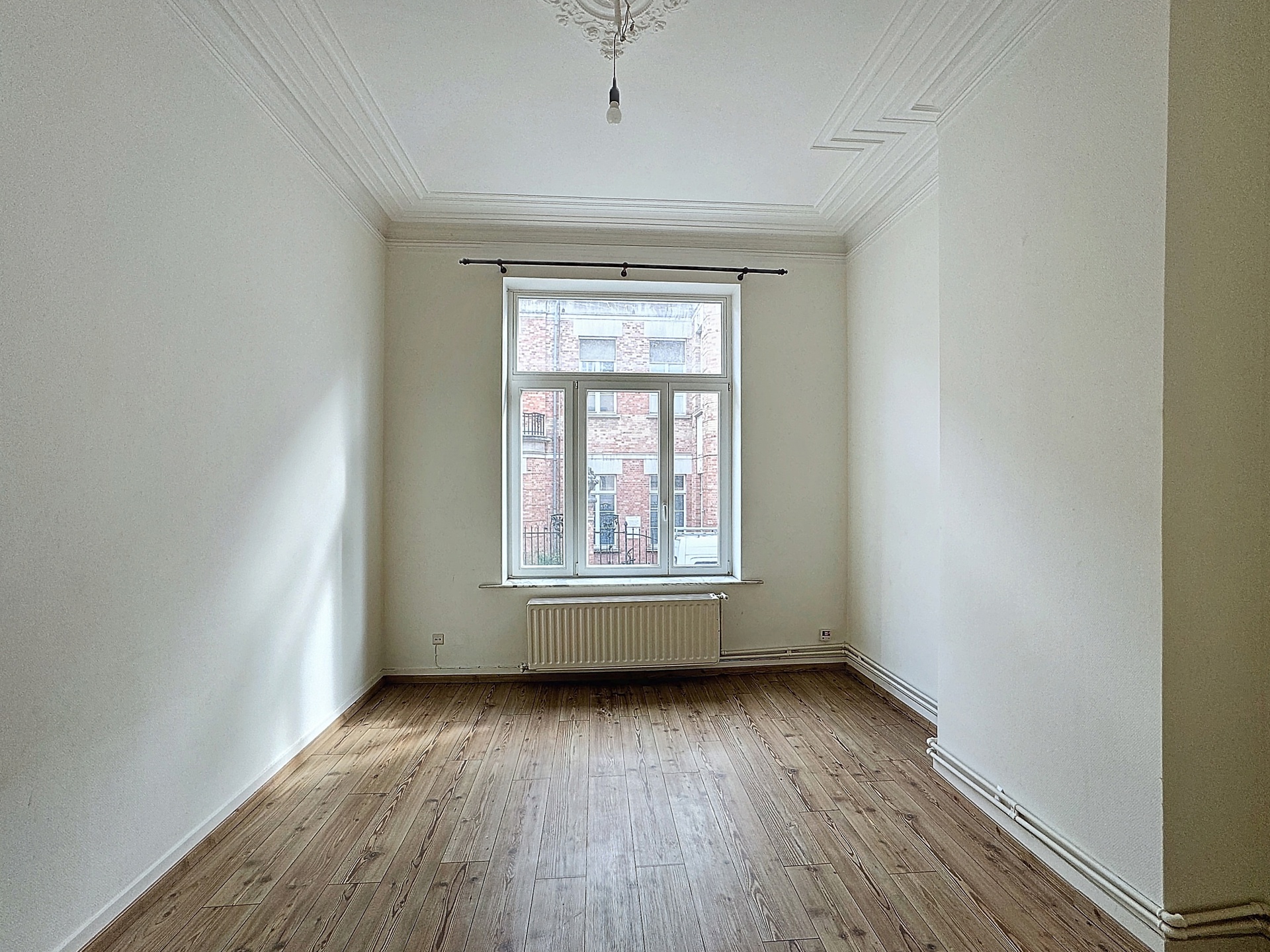Apartment for rent in Etterbeek with 1 bedroom - photo 1