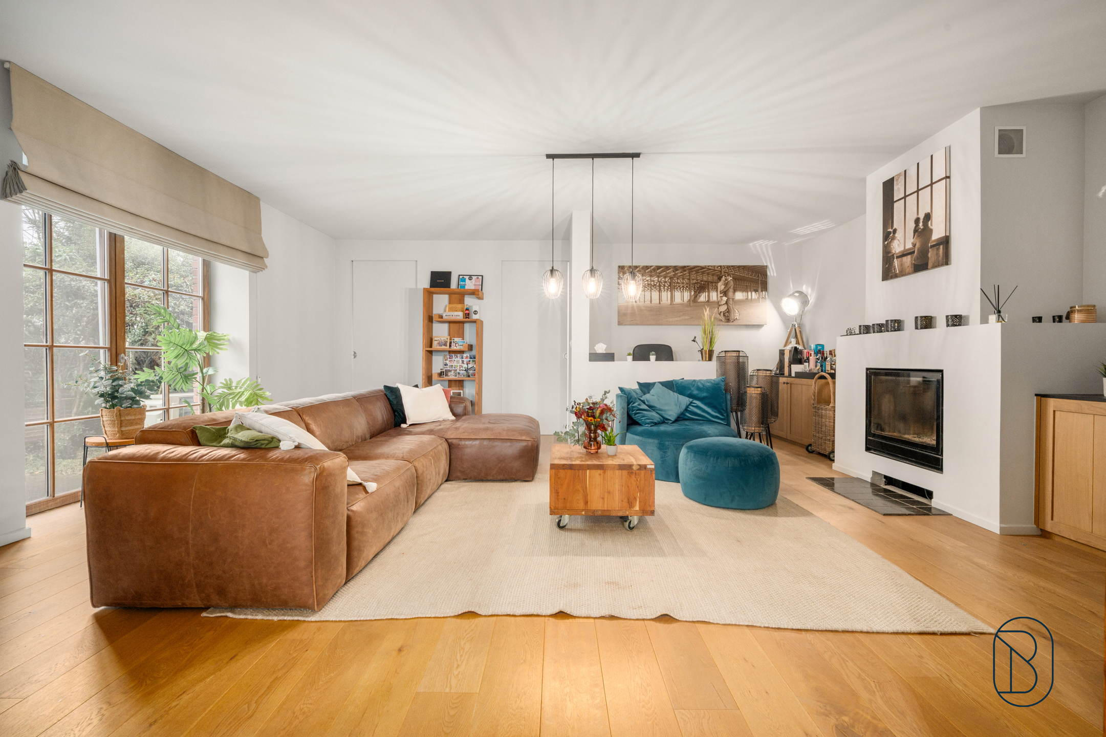 Stijlvolle gerenoveerde woning met loods in Zwevegem - foto 4