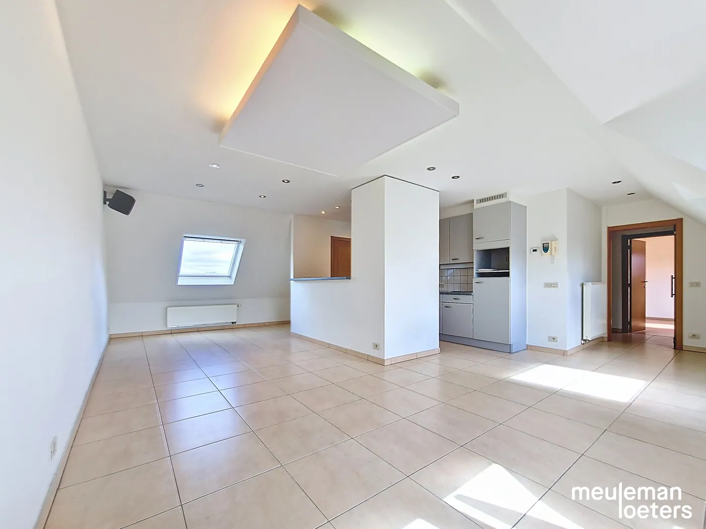 Apartment for rent in Ruddervoorde with 2 bedrooms - photo 3