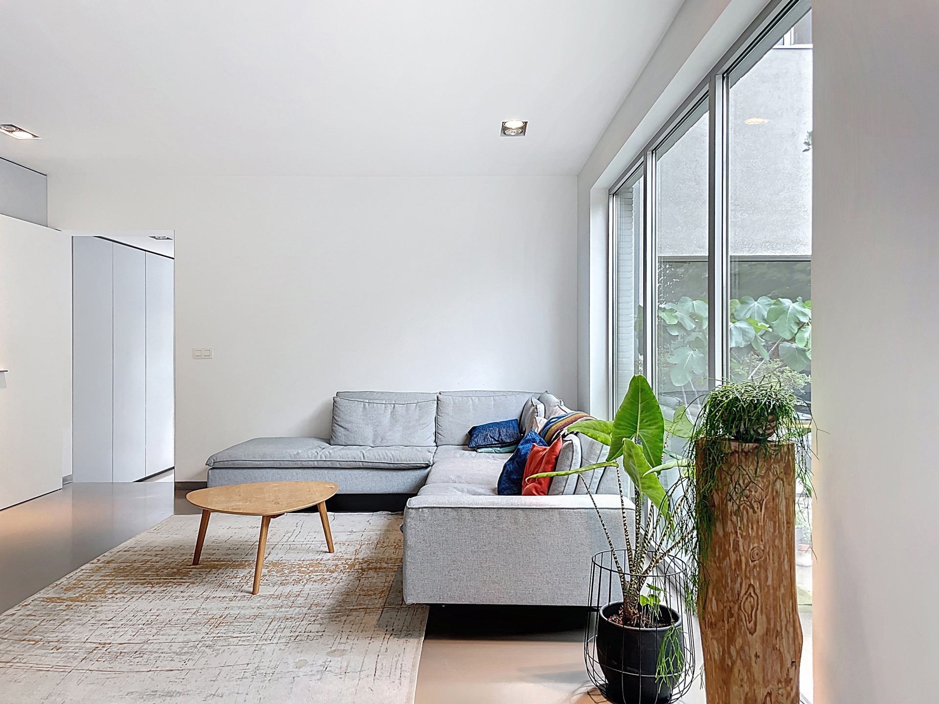 Moderne halfopen bebouwing met tuin - foto 1