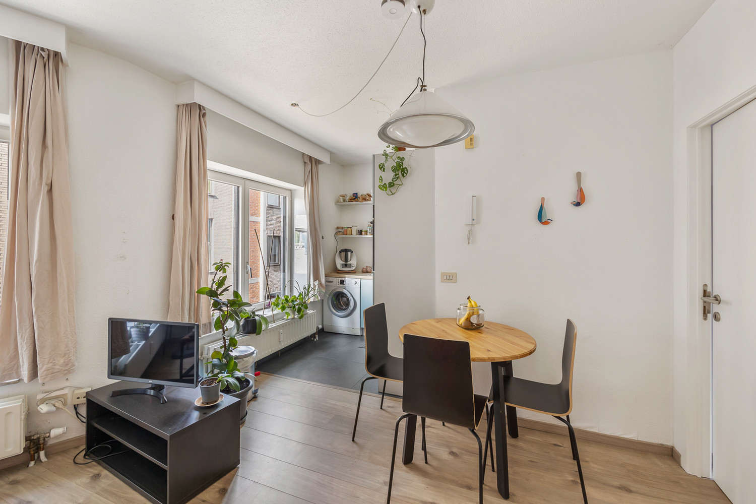 Bemeubelde flat op toplocatie in het historisch centrum - foto 4