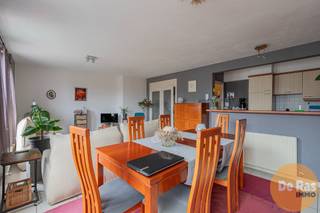 EERSTE BEZOEKDAG ZATERDAG 23/08 VAN 10U TOT 12U (enkel op afspraak!)WETTEREN - Dit instapklaar appartement vindt u op een uitstekende locatie in het...