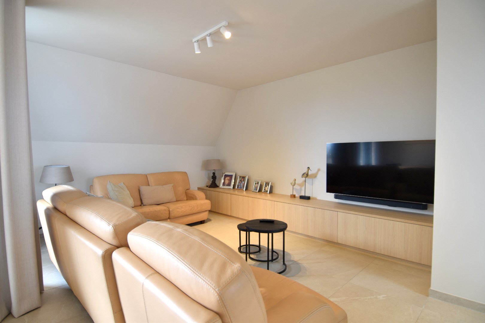 Penthouse (BJ 2021) met 2 slaapkamers, aparte dressing en zonnig terras te koop in Lendelede - foto 4