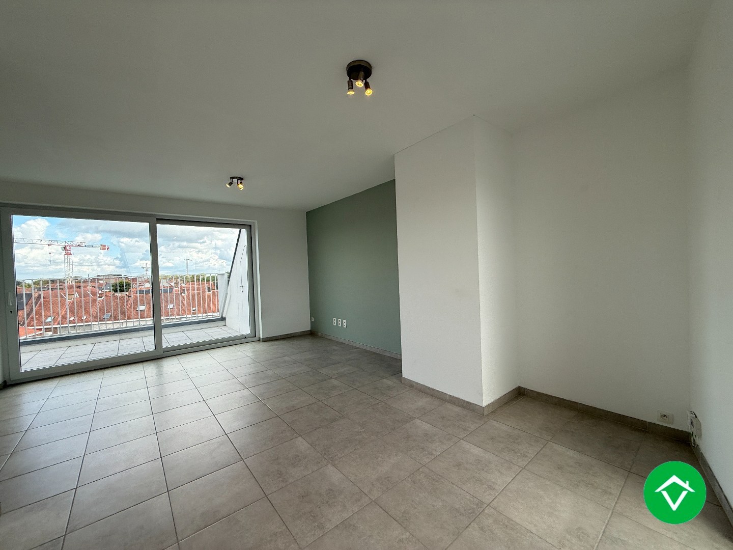 Prachtig dakappartement met twee slaapkamers, garage en twee terrassen met fenomenaal uitzicht te Roeselare - foto 5