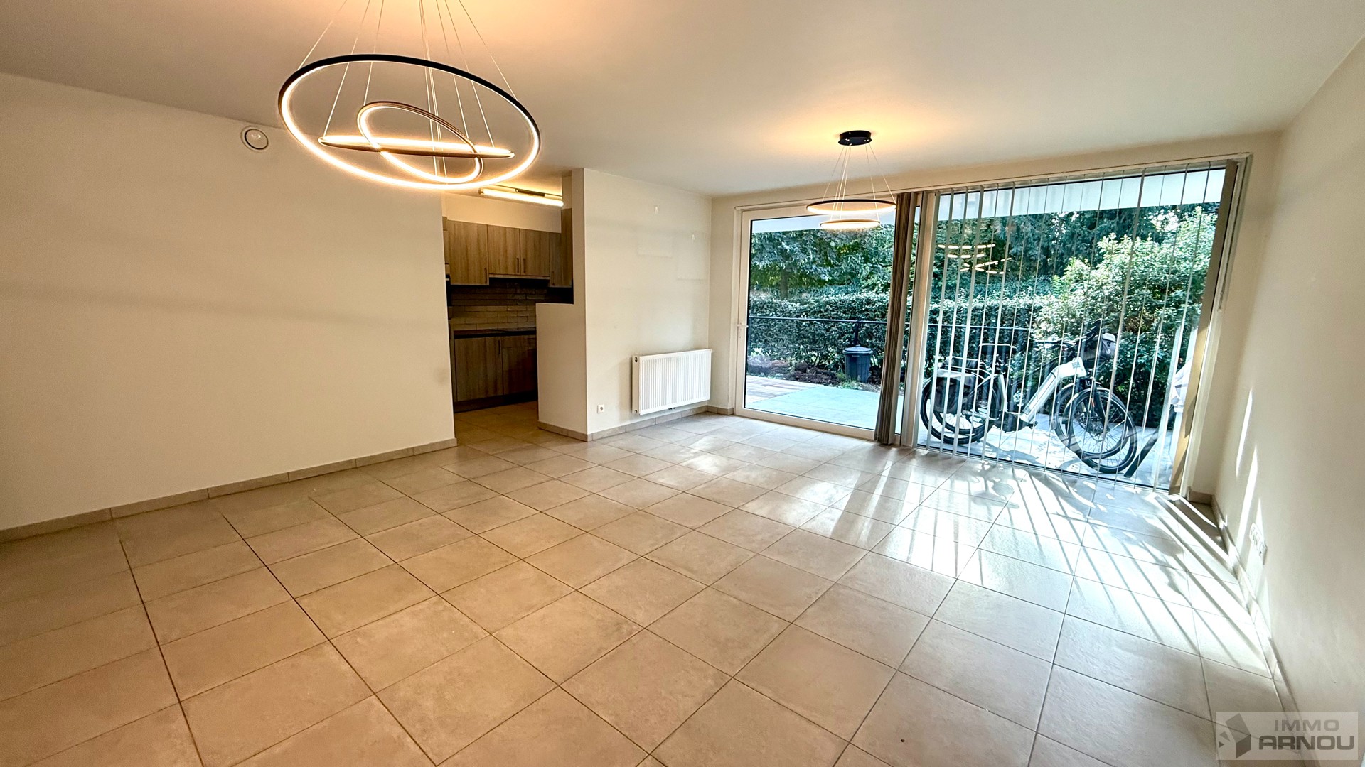 Recent gelijkvloers appartement met 2 slaapkamers, terras en garage - foto 4