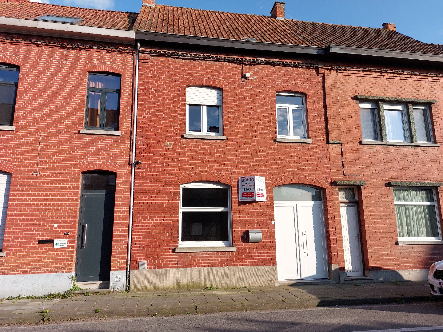 Woning nabij het centrum met 3 slaapkamers + magazijn - foto 2