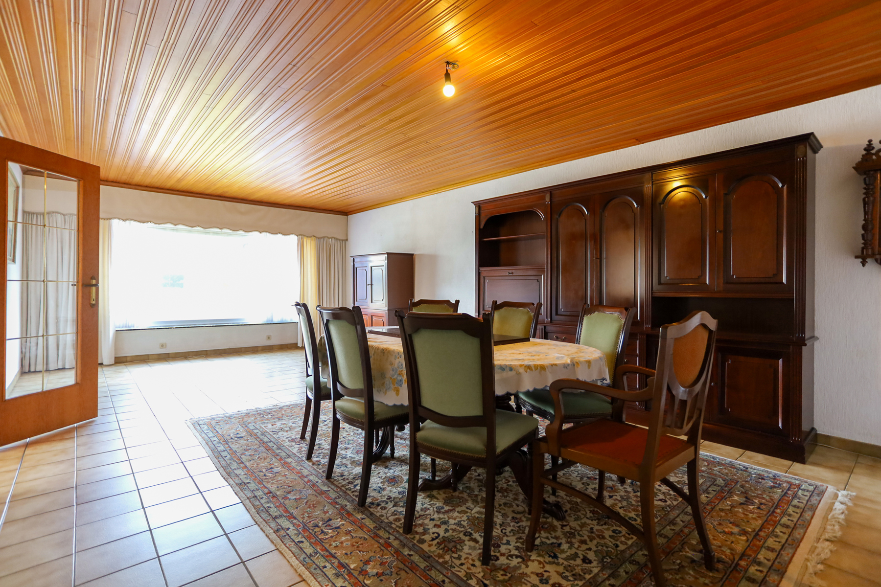 Te renoveren bungalow op toplocatie - foto 4