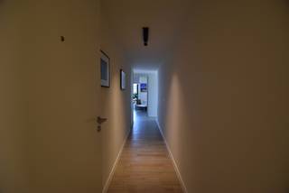 Zuidgericht 2-slaapkamerappartement (±96 m²) met terras, staanplaats en berging – EPC A – topligging aan het waterDit aangename appartement van ca...