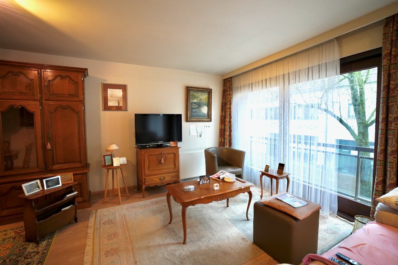 Praktisch appartement met 2 slaapkamers in hartje Evergem ! - foto 2