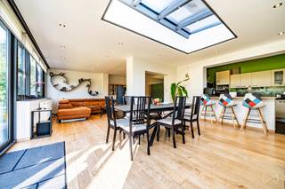 Superbe villa 5 chambres dans quartier résidentiel calme - Possibilité d'une profession libéraleSituée dans un environnement résidentiel prisé de...