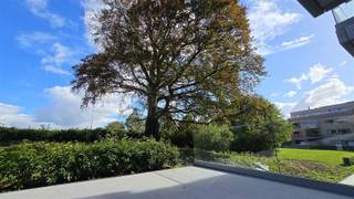 2 privatieve garages + zonnepanelen inbegrepen!Laatste 5 te koop.Wonen zonder in te boeten op ruimte, rust, comfort mét oog op een...