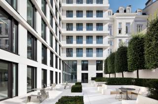 Regent Park is een modern kantoorgebouw gelegen op de meest strategische ligging, net op de grens tussen de Europese wijk en het stadscentrum...
