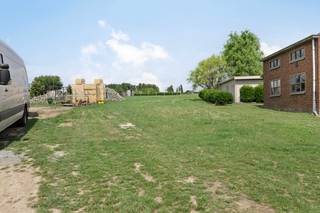 Immo DAVID propose à la vente : un terrain à bâtir de 7a16ca (lot 1) destiné à une construction ouverte, avec un terrain de jardin arrière de...