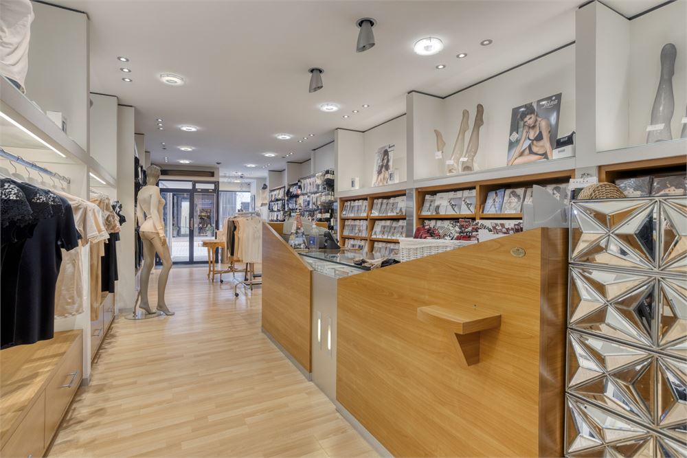 Handelshuis op toplocatie - photo 3