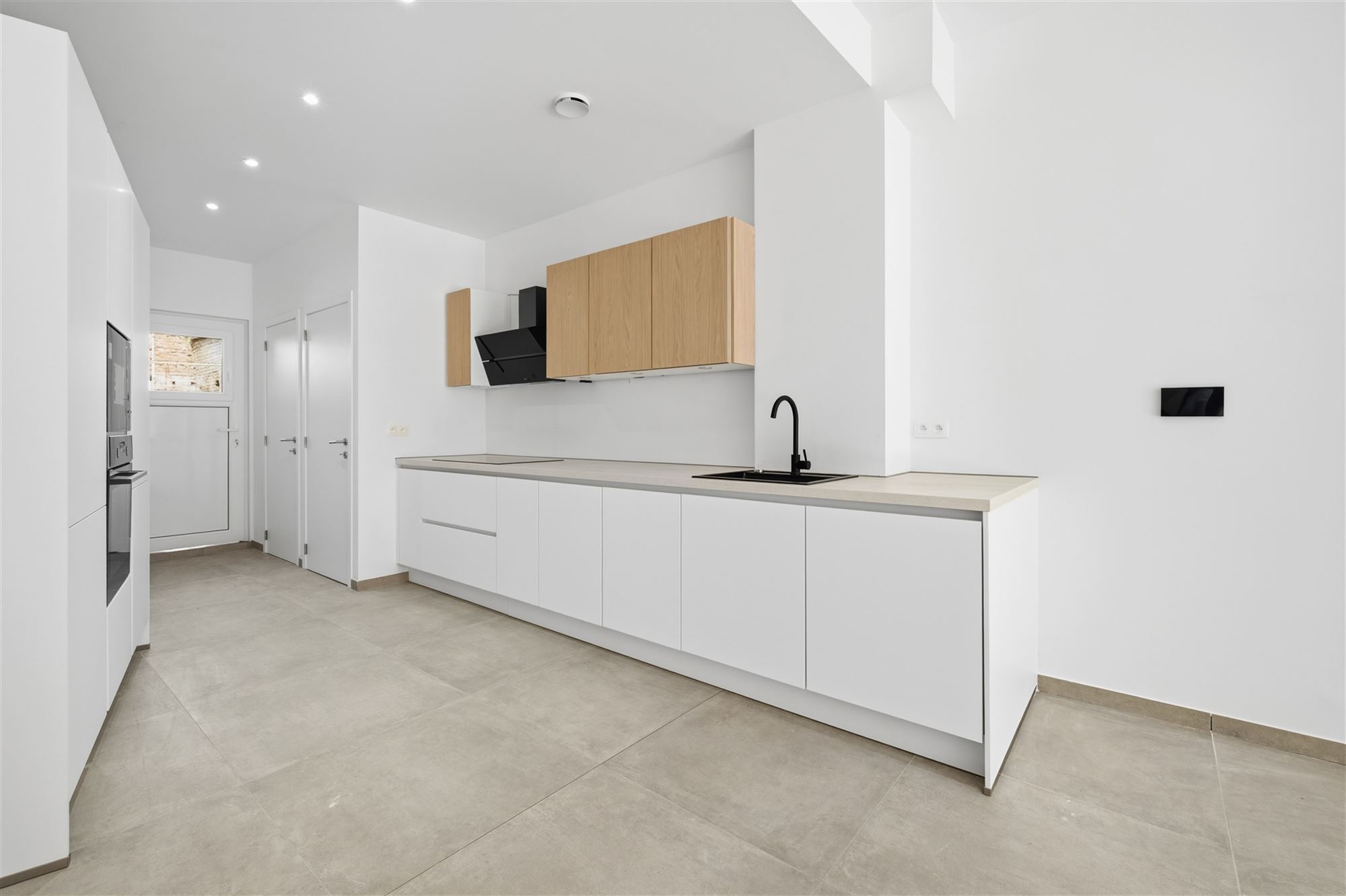 Vernieuwd en uiterst goed geïsoleerd huis met 4 kamers en buitenruimte - foto 4