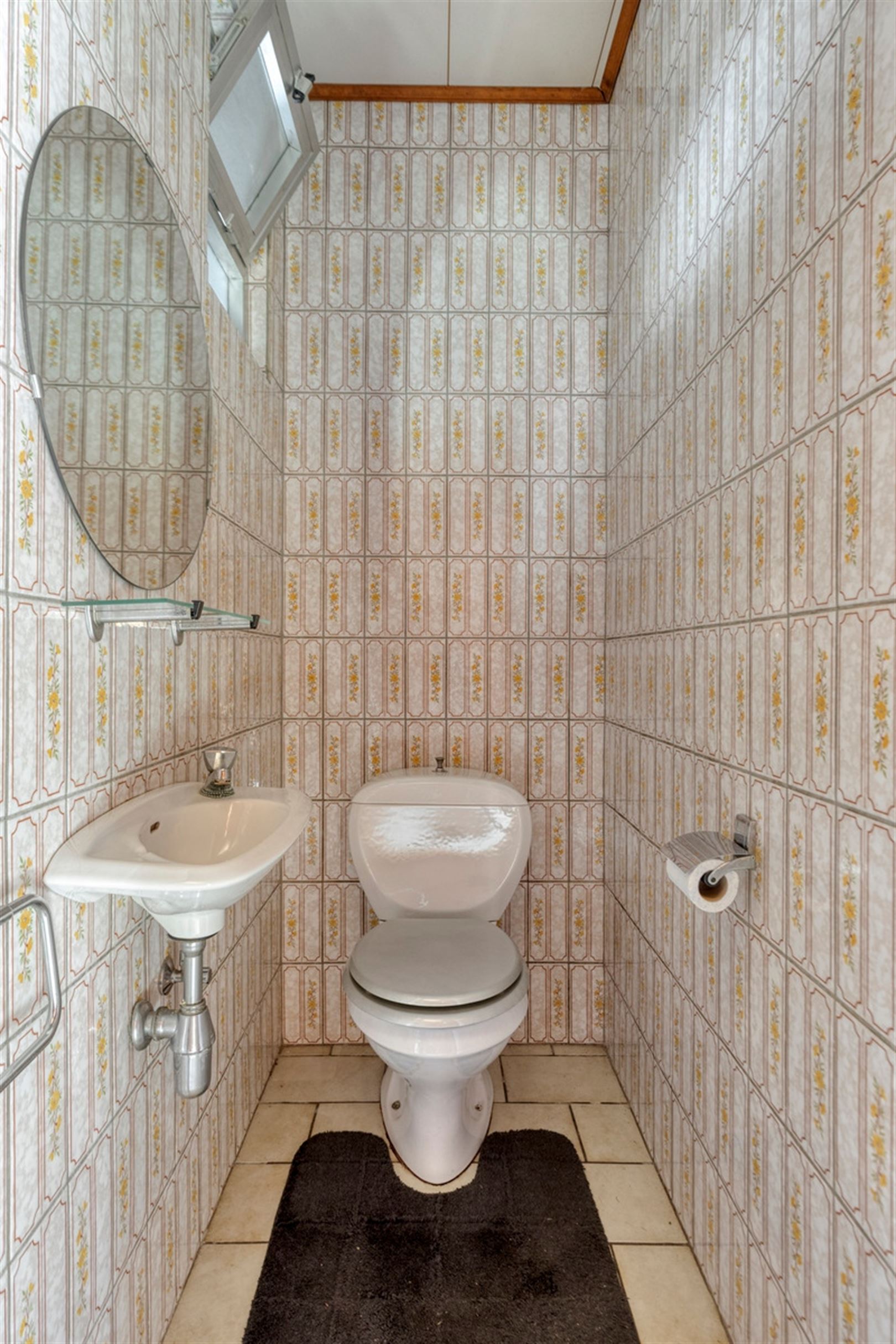 Rustig gelegen, te renoveren bungalow op een perceel van 640 m². - foto 3