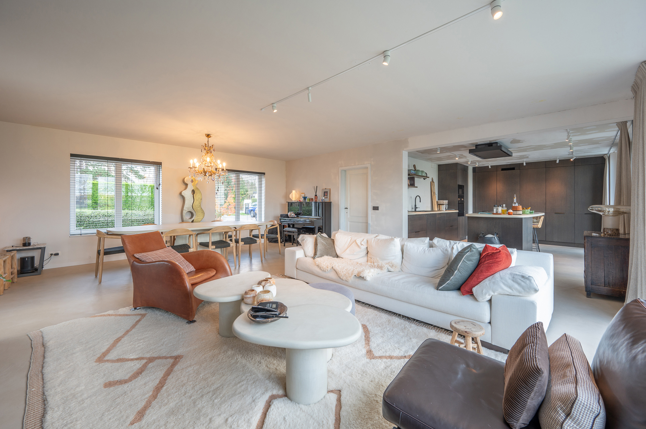 Exclusieve villa met apart bijgebouw op toplocatie  - foto 1