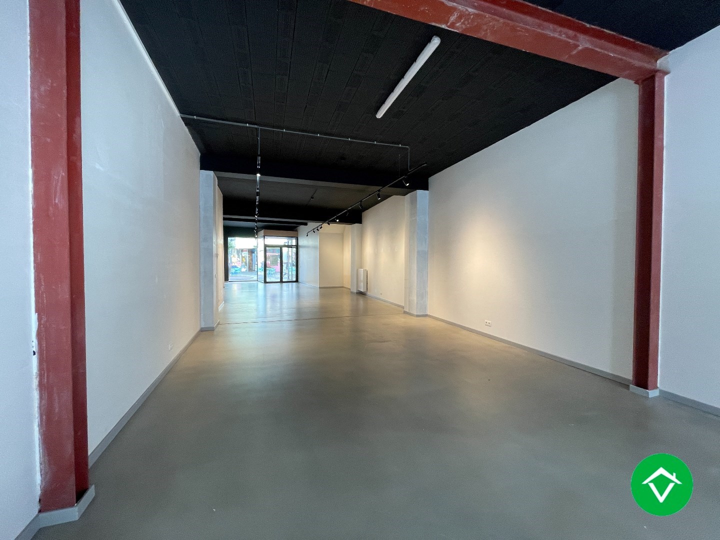 Centraal gelegen handelspand (129m²) in het centrum van Roeselare - foto 5