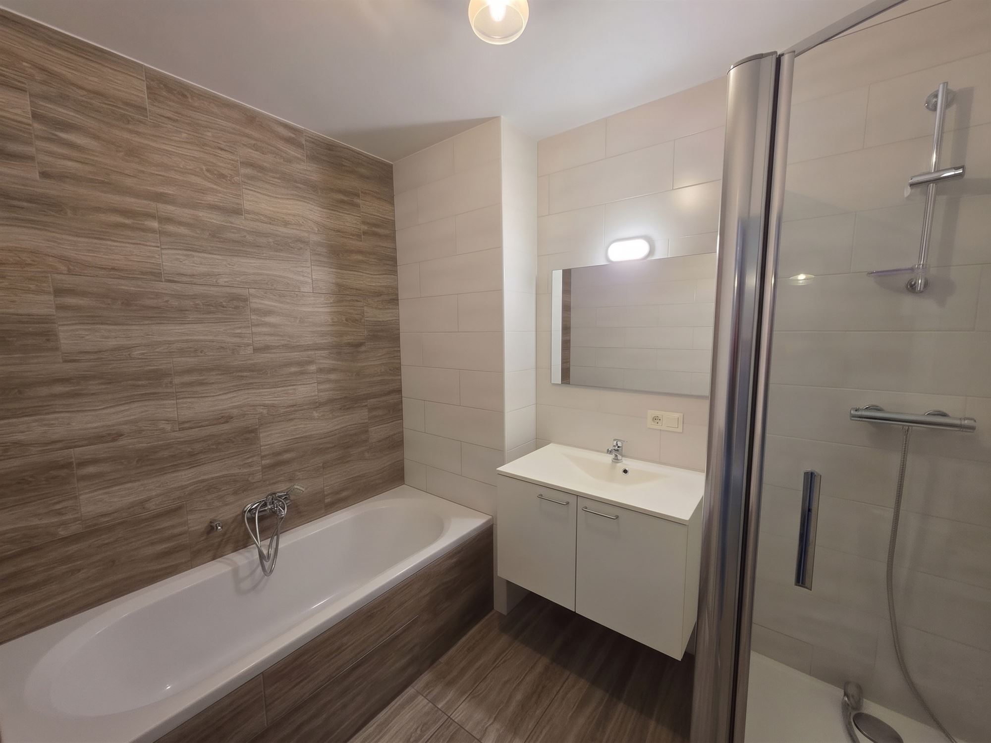Gezellig appartement op 1e verdieping - foto 4
