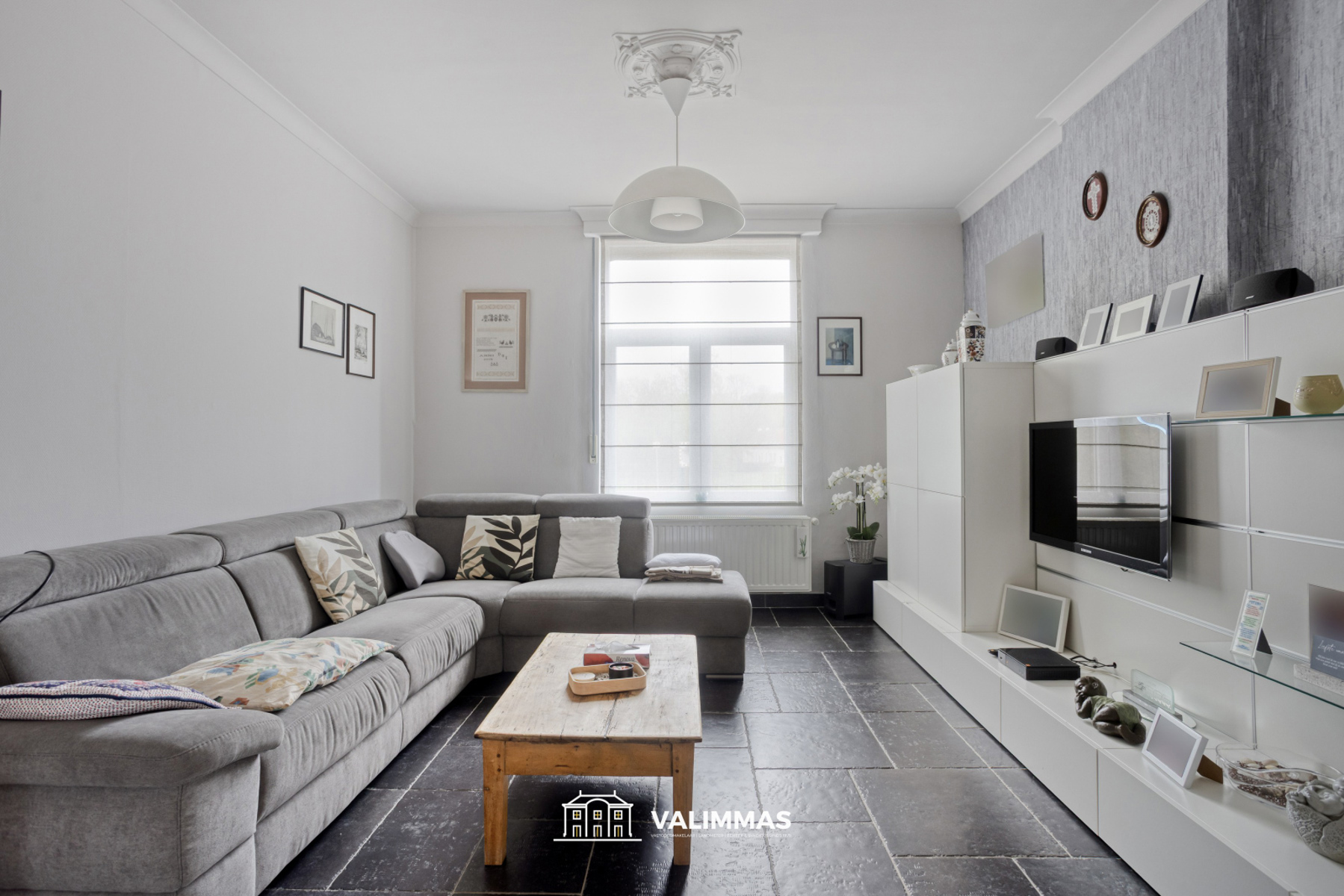 Prachtig gelegen gerenoveerde driegevelwoning met grote tuin - foto 4