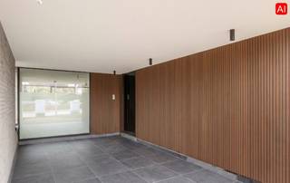 Deze INSTAPKLARE woning bevindt zich te Tielt (Meulebeke), in de Astridlaan 45, op een perceel van 385 m² met een bewoonbare oppervlakte van 177 m². Dankzij de centrale ligging woon je hier op wandelafstand van bakker, slager, winkels, school, openbaar vervoer, enz. <br />Kortom: een uiterst praktische en aangename locatie!<br /><br />PLUSPUNTEN:<br />* CENTRALE LIGGING | VLAKBIJ DOMEIN TER BORCHT<br />* VENTILATIE TYPE D+<br />* ZONNEPANELEN (PIEKVERMOGEN 5400 WP)<br />* ENERGIEZUINIG E-PEIL 10<br />* WARMTEPOMP | VLOERVERWARMING<br />* AANKOOP AAN 6% (*) MOGELIJK VOOR ZOWEL EIGEN BEWONING ALS INVESTERING<br />* AANKOOP CASCO MOGELIJK (357.000 EUR EXCL. KOSTEN) SANITAIR, KEUKEN, VLOEREN EN TRAP NIET INBEGREPEN<br /><br />INTERIEUR:<br />U komt binnen via de inkomhal met apart gastentoilet. Verder is er de lichtrijke leefruimte (36 m²) met grote raampartijen die zorgen voor een open en ruimtelijk gevoel. Aansluitend bevindt zich de open, volledig ingerichte keuken (10 m²) uitgerust met inductiekookplaat, dampkap, combi-oven, koelkast met vriesvak en spoelbak.<br />Het verdiep omvat 3 volwaardige slaapkamers (13 m² | 12 m² | 12 m²) en een afgewerkte badkamer met ligbad, douche, dubbele lavabo met meubel en toilet. Tot slot is er nog de praktische technische berging.<br /><br />EXTERIEUR:<br />De woning beschikt over een voor- en achtertuin (245 m²) en is voorzien van een carport (22 m²) voor 1 wagen, aangevuld met private parkeergelegenheid op eigen terrein.<br /><br />(*) 6% btw onder voorbehoud van de wettelijke voorwaarden.