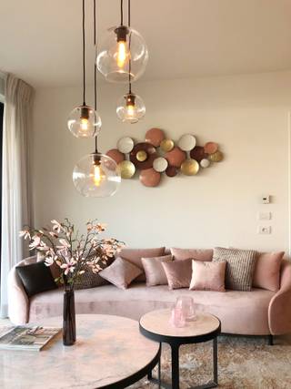 ong&amp;gt;Welkom in residentie PUR SANG<br />Deze residentie is een fantastisch totaalconcept uitgebaat door gedreven mensen.<br />De residentie is bijna volledig volzet en is hiermee een van de <strong>meest geslaagde projecten in de regio Waregem.  </strong>Hun focus ligt op genieten zonder zorgen! Met een restaurant, buitenzwembad, wellness, fitnes en kapsalon bieden ze hier een aantrekkelijke woonplaats aan.<br /><br />Dit is een buitenkans voor investeerders!<br />De overheid ondersteund dergelijke projecten met volgende maatregelen:
<ul><li><strong>Geen onroerende voorheffing</strong></li><li><strong>12% BTW</strong> </li></ul>
<strong>Hier bieden wij verhuurde assistentie woningen aan waardoor u een gegarandeerd rendement heeft vanaf dag 1.</strong><br />Heeft u interesse in investeren in vastgoed neem dan zeker contact op met ons kantoor.<br /><br />