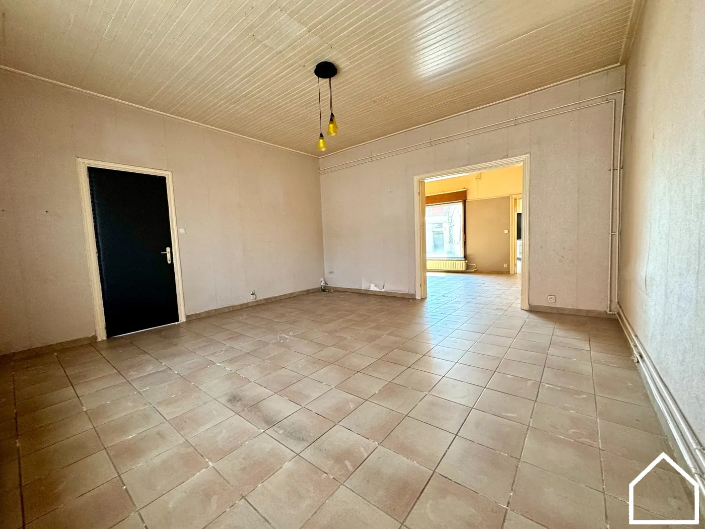 TE RENOVEREN WONING MET 3 SLPKS EN ZONNETERRAS - foto 4