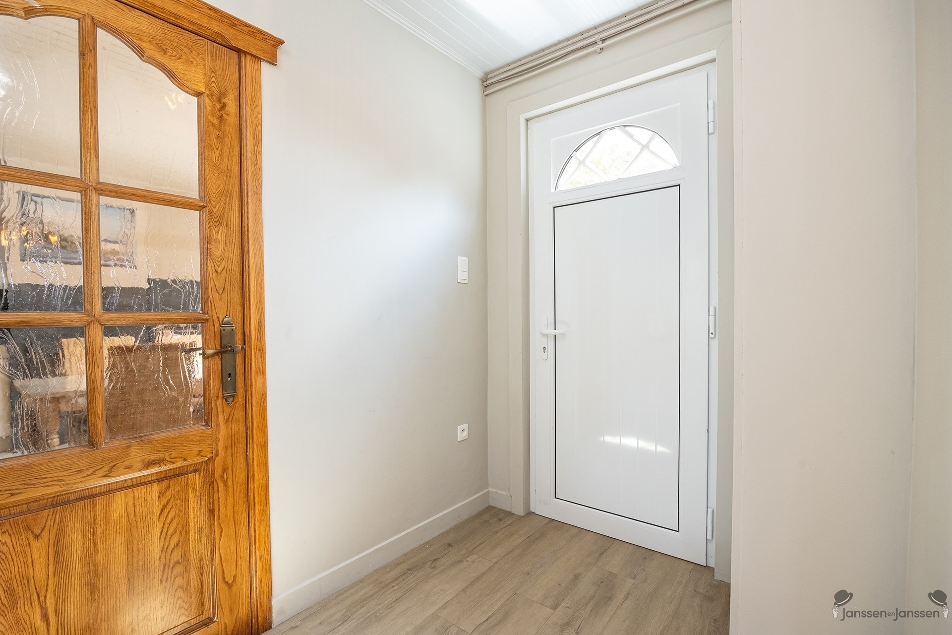 Landelijke woning met mooi uitzicht en weide - foto 5