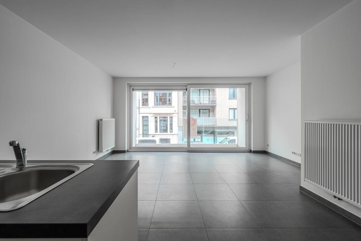 Recent 2-bedroom apartment with terrace in Ostend - photo 4