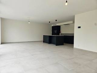 BEZOEK AANVRAGEN ENKEL MOGELIJK VIA VOLGENDE LINK: https://verlinden.mijnhuurprofiel.be/property/96557c90-56fc-4b1d-bdd9-fa0607e10077Dit gelijkvloers...