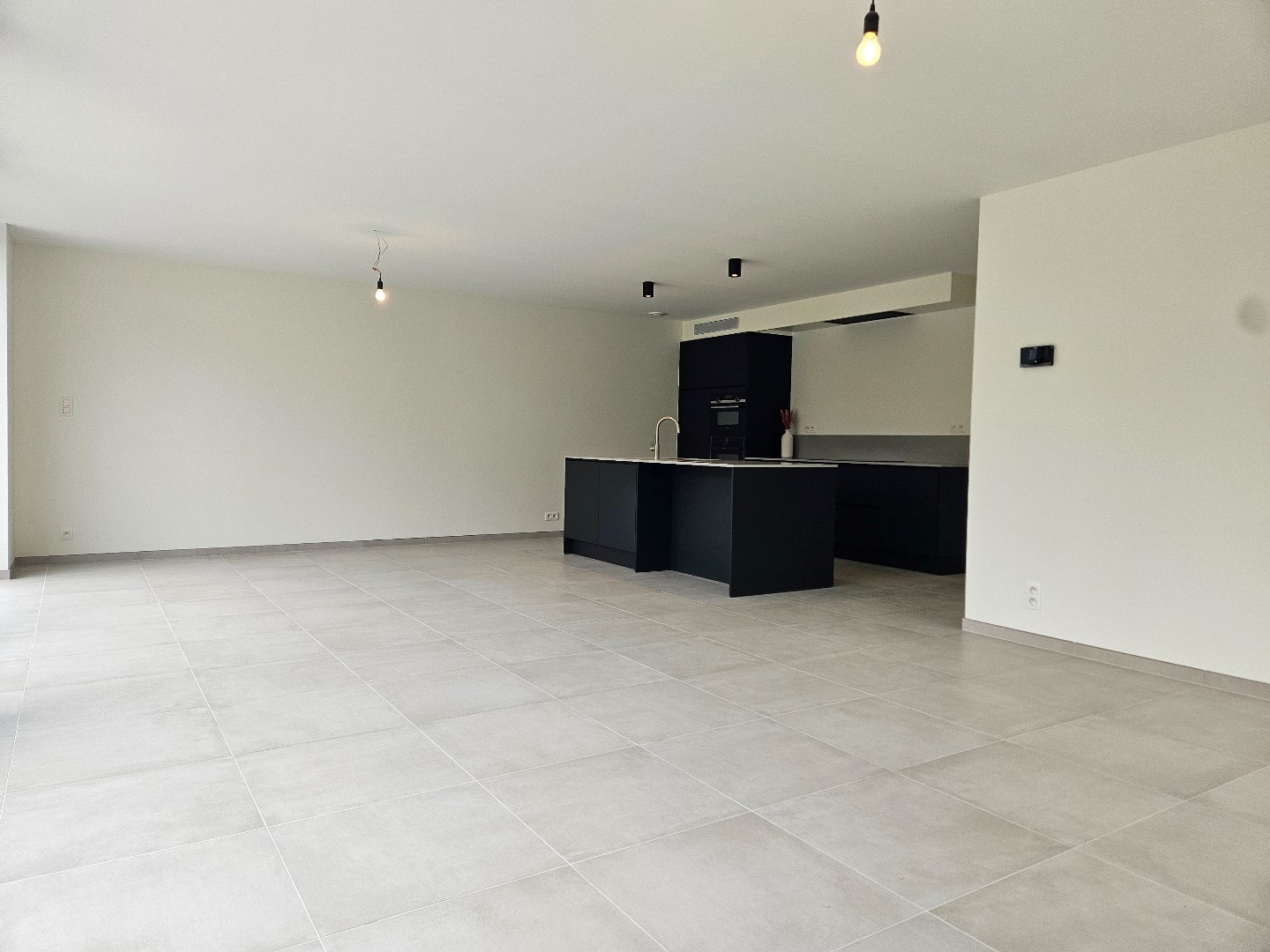 Gelijkvloers nieuwbouwappartement met 2 slaapkamers te Olmen! - foto 3