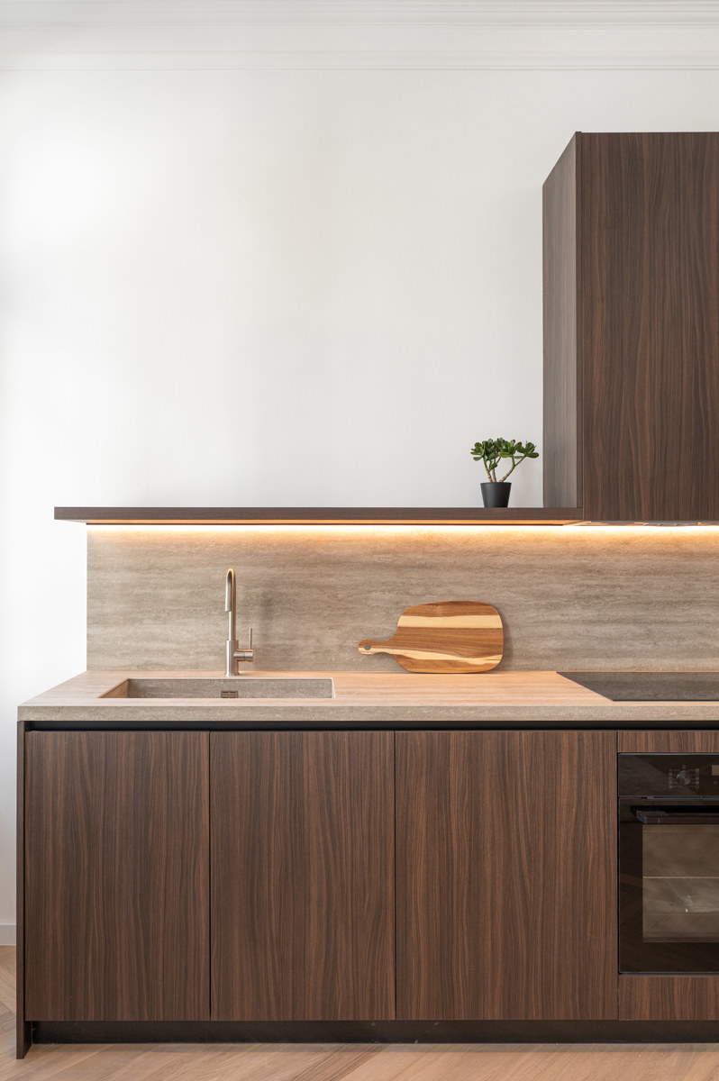 Appartement vol authentieke charme nabij de Dageraadplaats - foto 3