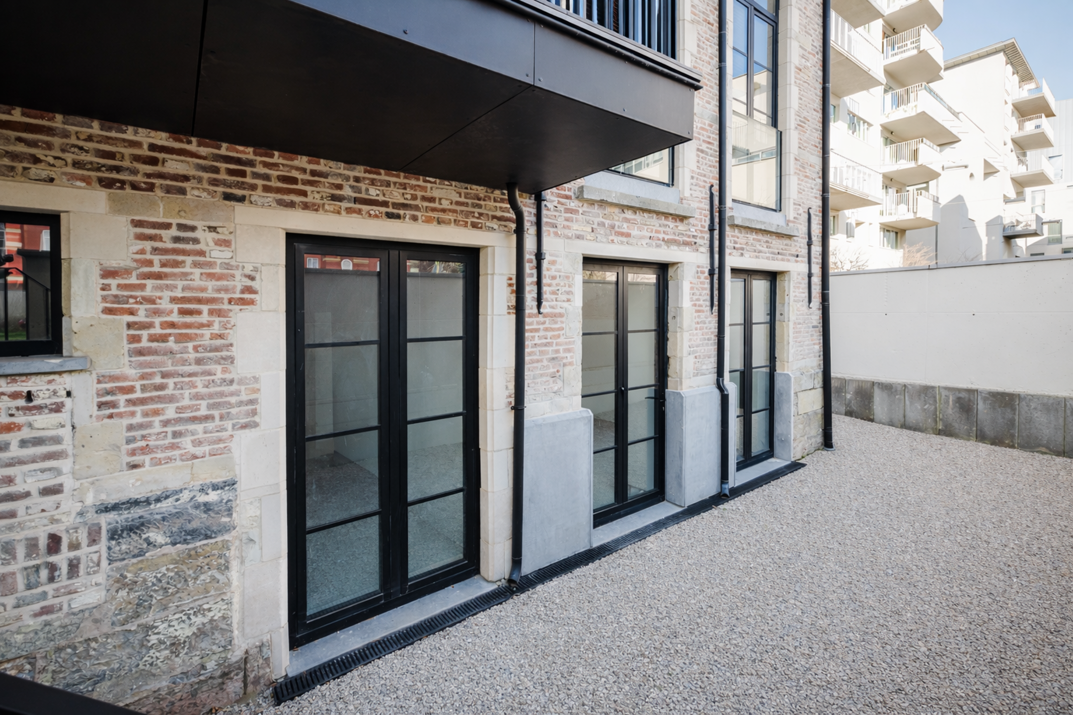 Casco kantoorruimte gelegen aan de Kouter te Gent.  - foto 2