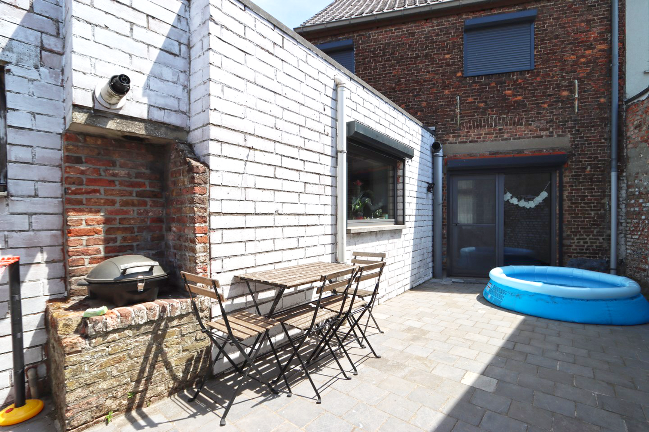 Charmante gezinswoning met garage op toplocatie in Burcht - foto 5