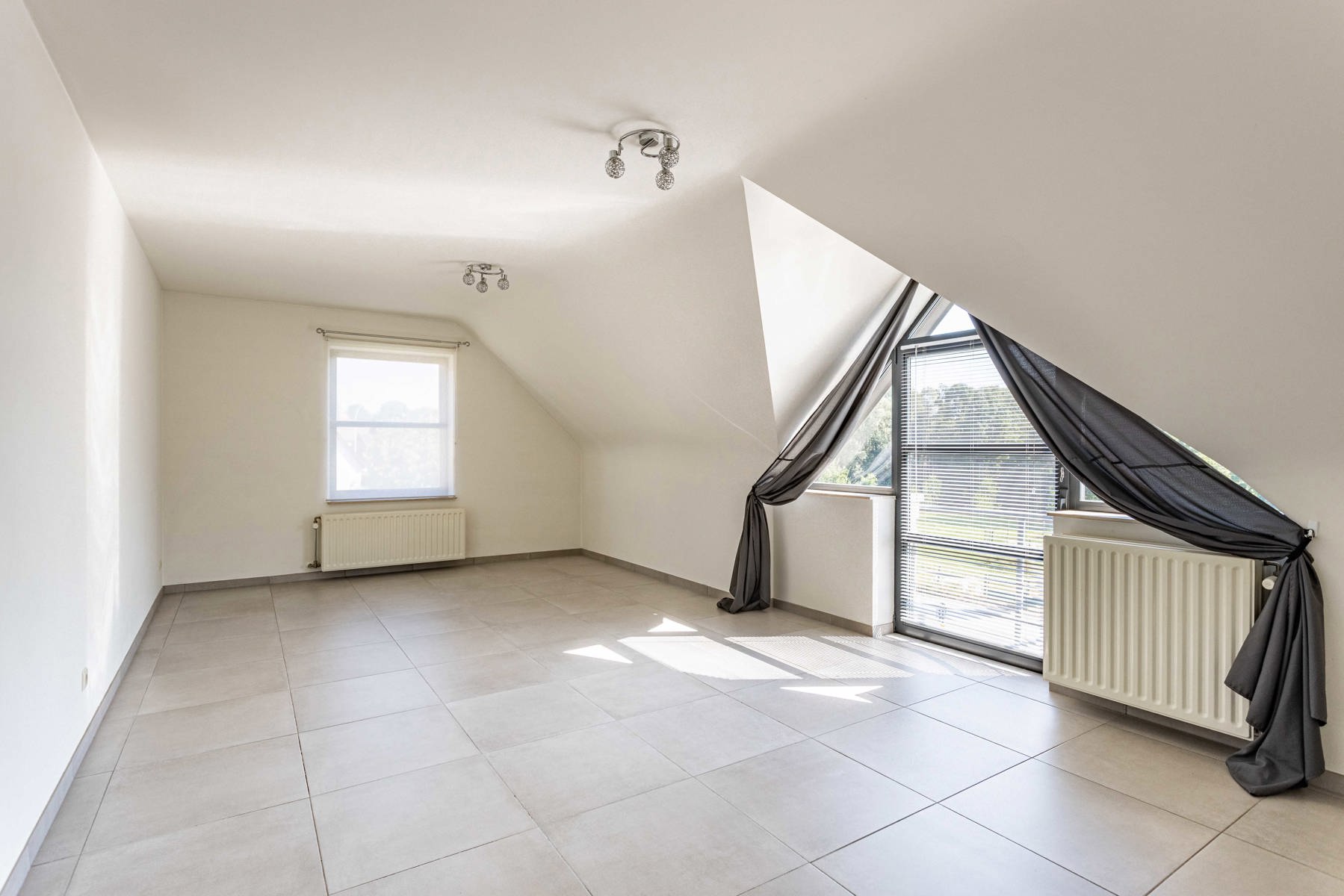 Ruim dakappartement met garage in het rustige Schendelbeke - foto 5