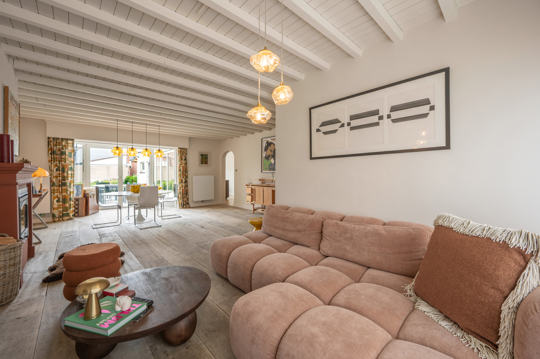 Smaakvol gerenoveerde woning met heraangelegde tuin - foto 4