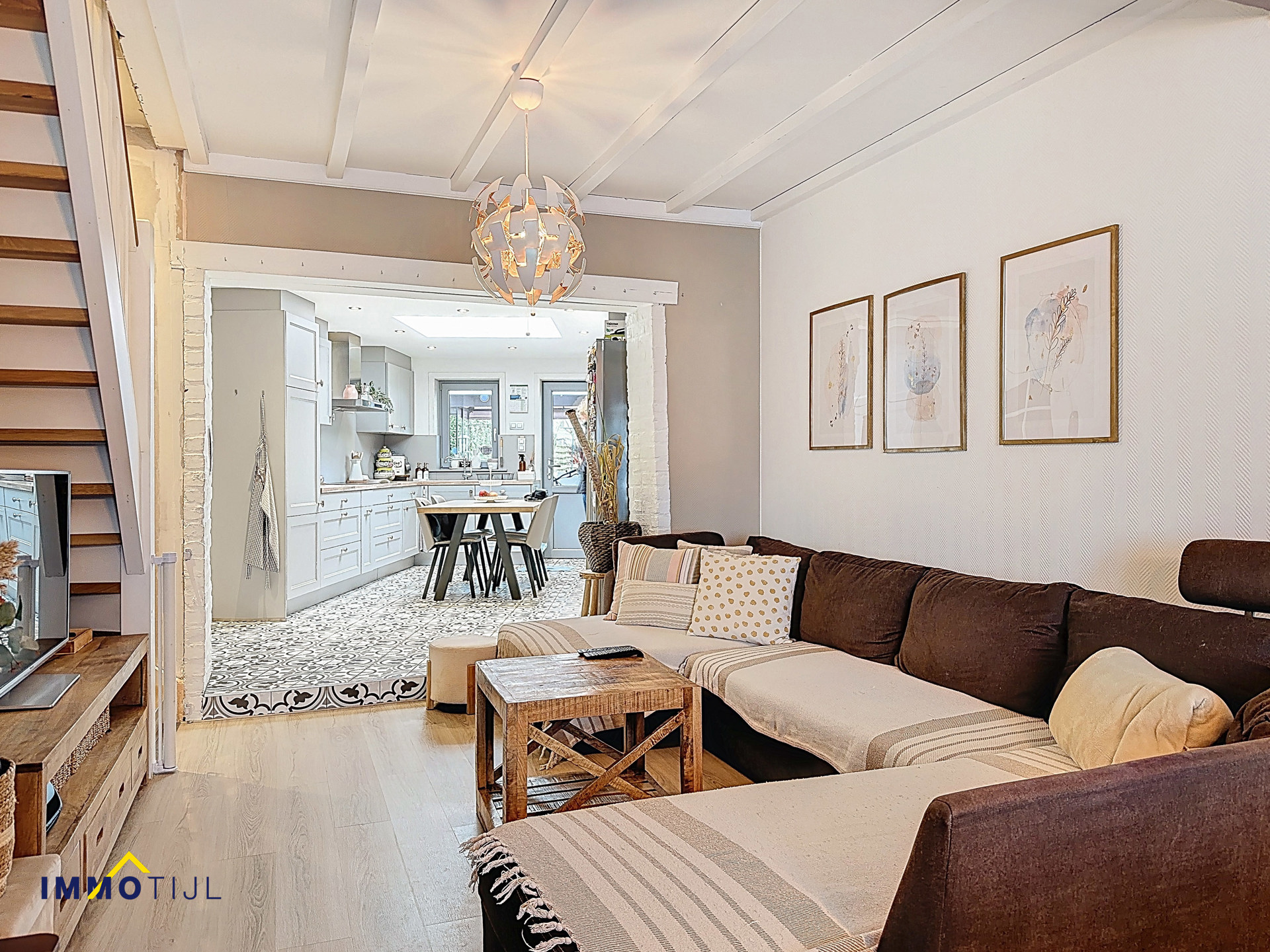 Ruime gezinswoning met grote tuin en garage! - foto 3