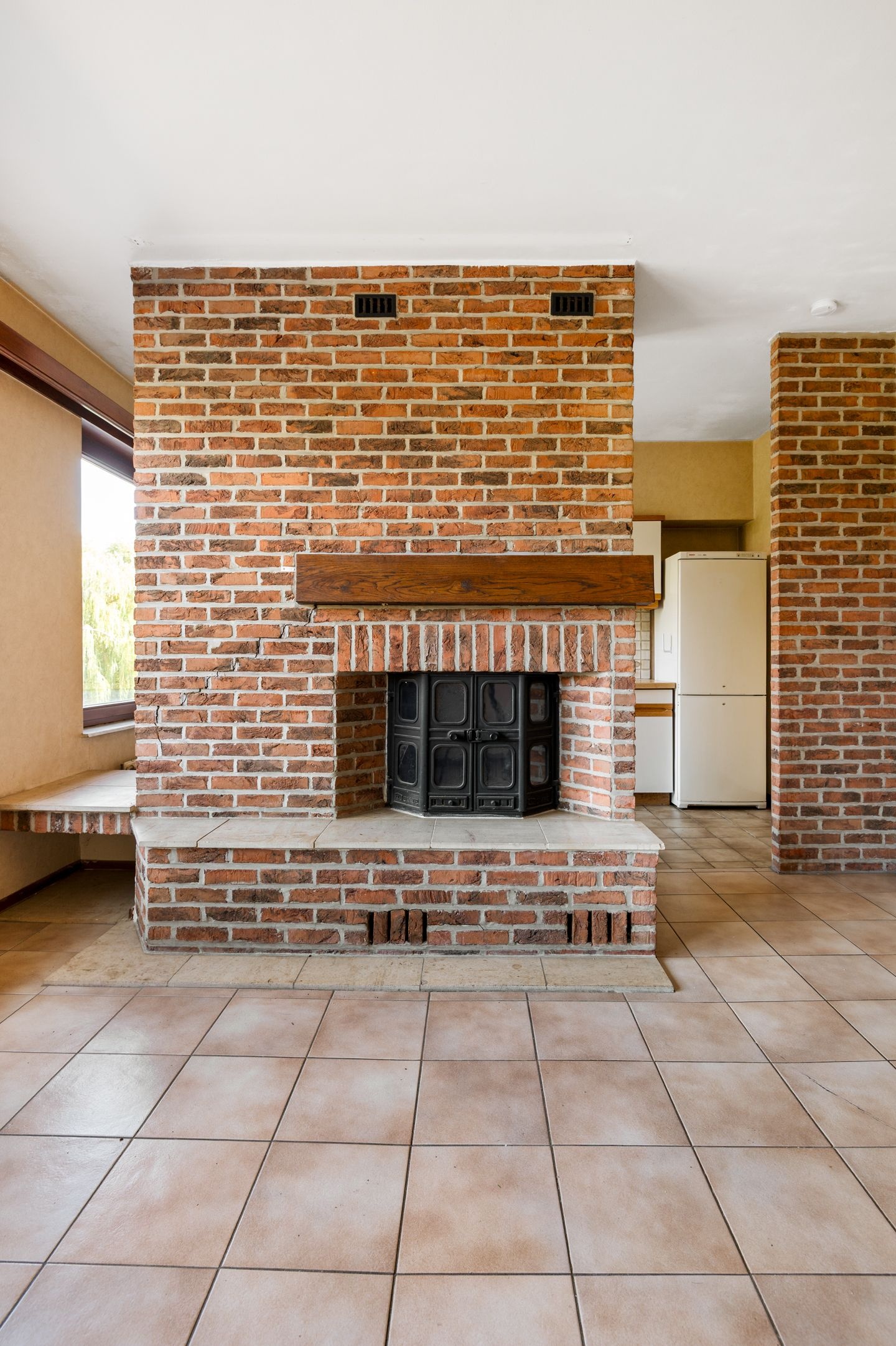 Ruim appartement met terrasje in Deurne! - foto 4