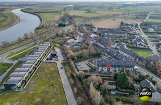 RUIM APPARTEMENT OP RUSTIGE LOCATIE AAN CENTRUM MAASEIKDit ruime appartement van 109 m² is gelegen op een zeer rustige locatie op 500 meter van het...