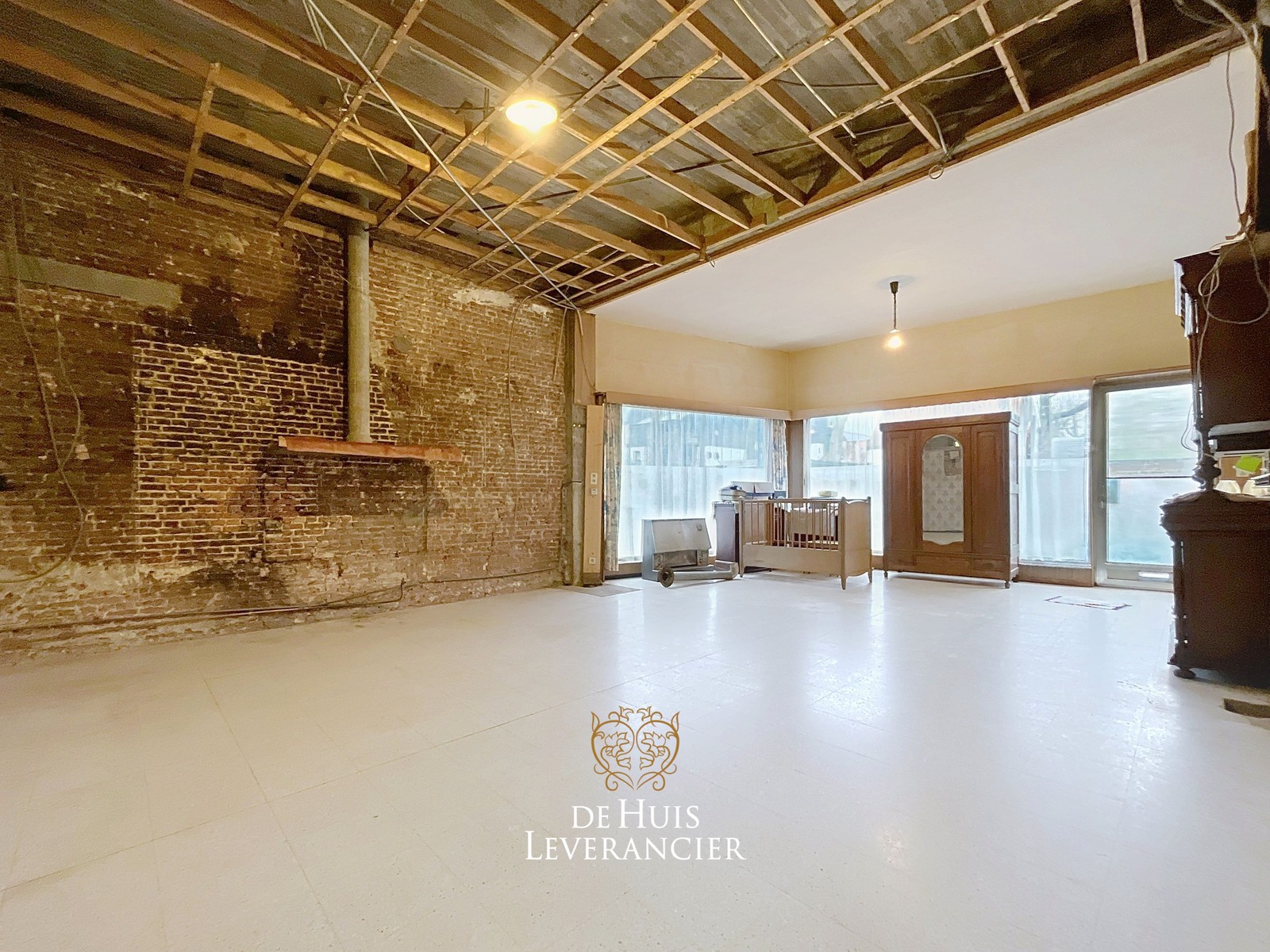 Te renoveren woonst in centrum Kontich te koop met 1001 mogelijkheden - foto 4