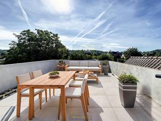 RUIM EN INSTAPKLAAR DUPLEX APPARTEMENT MET HEEL ZONNIG en GROOT DAKTERRAS! Situeert zich in ENAME ,deelgemeente van Oudenaarde. Werd...