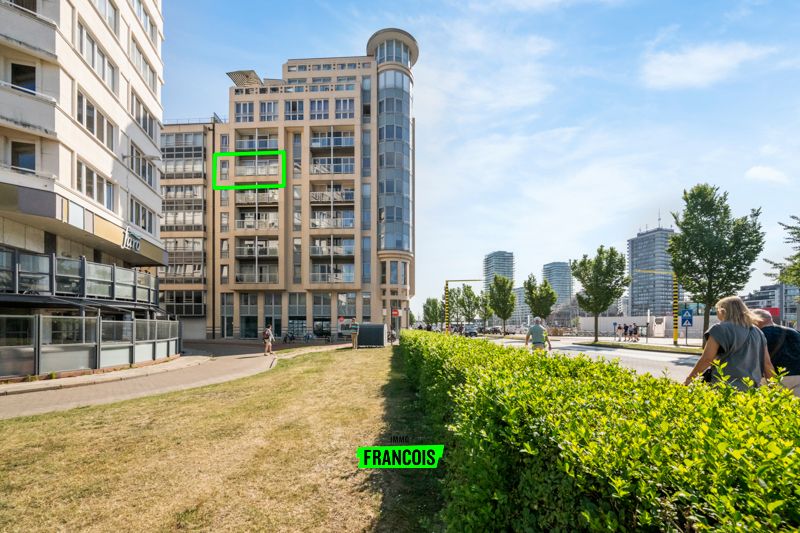 Standingvol appartement met prachtig zicht op het Stadhuis – Centrum Oostende. - foto 2