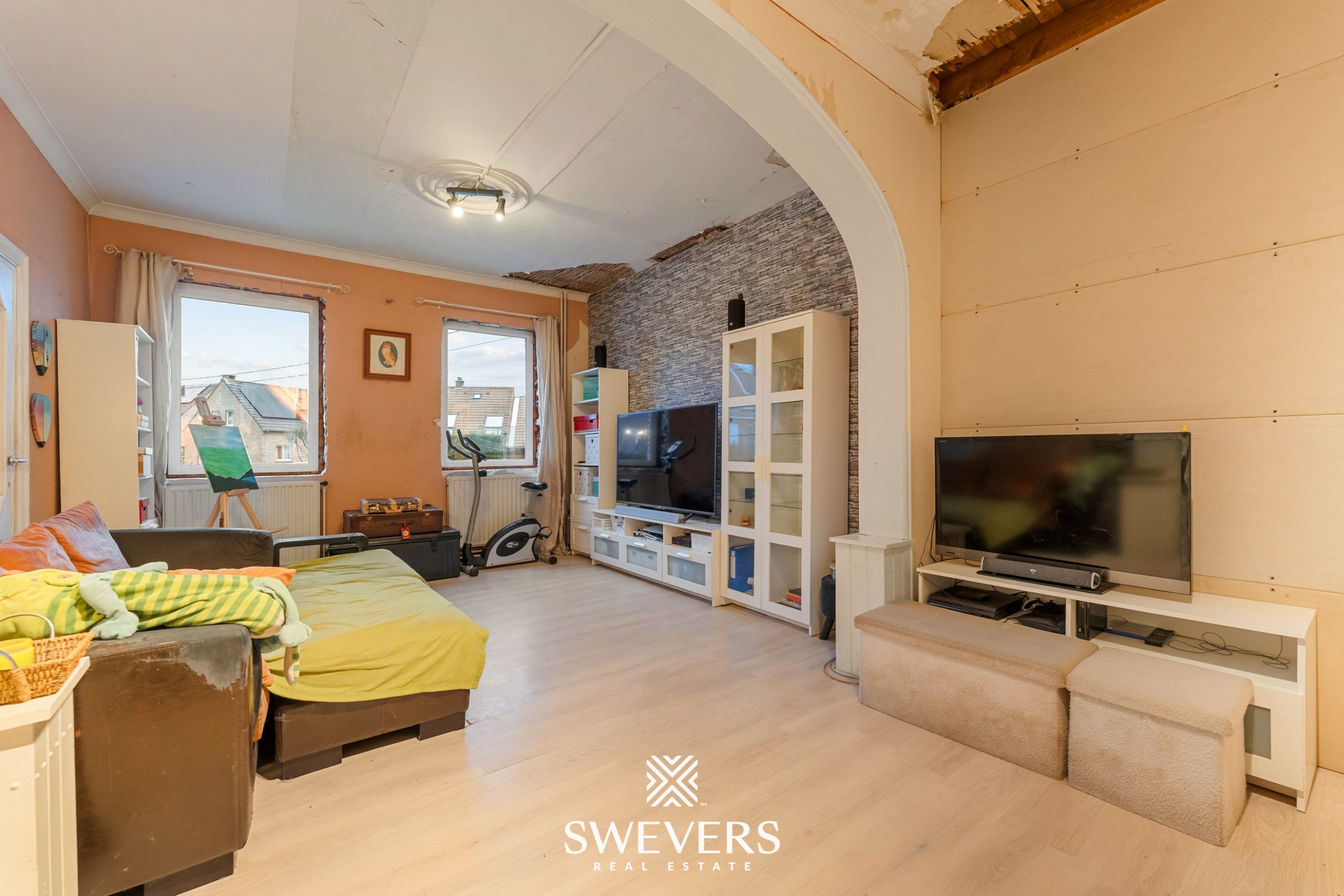 Woning met renovatiepotentieel, 3 slpk, zolder en veel bergruimte - foto 2