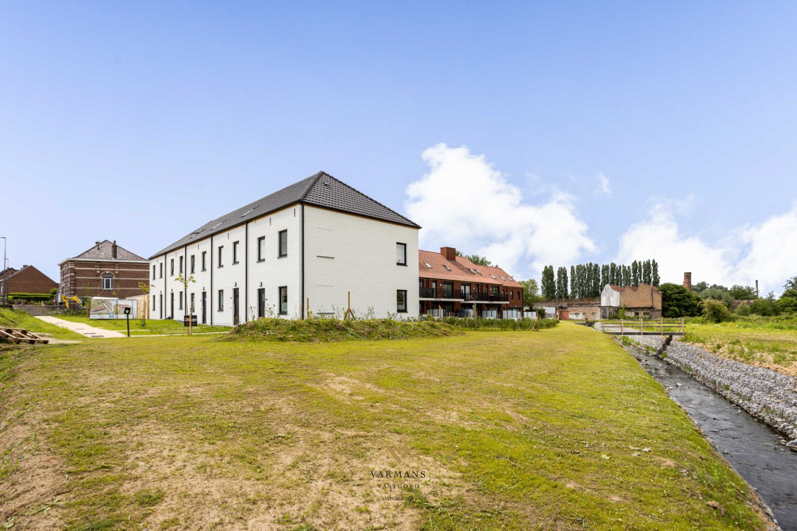 House for sale in Ronse with 4 bedrooms - photo 4