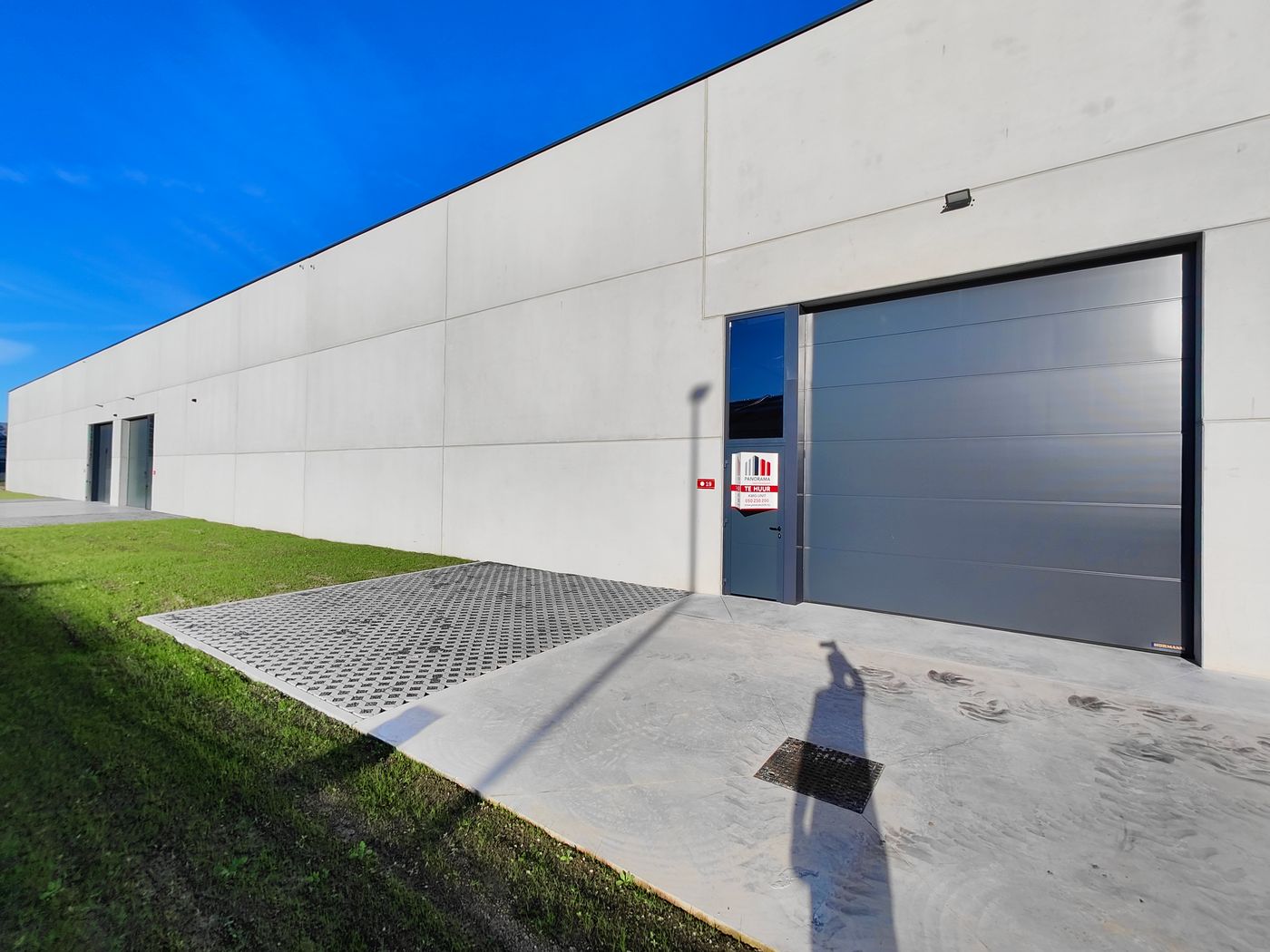 262 m² nieuwbouw KMO-unit op 3 km van E40 - photo 3