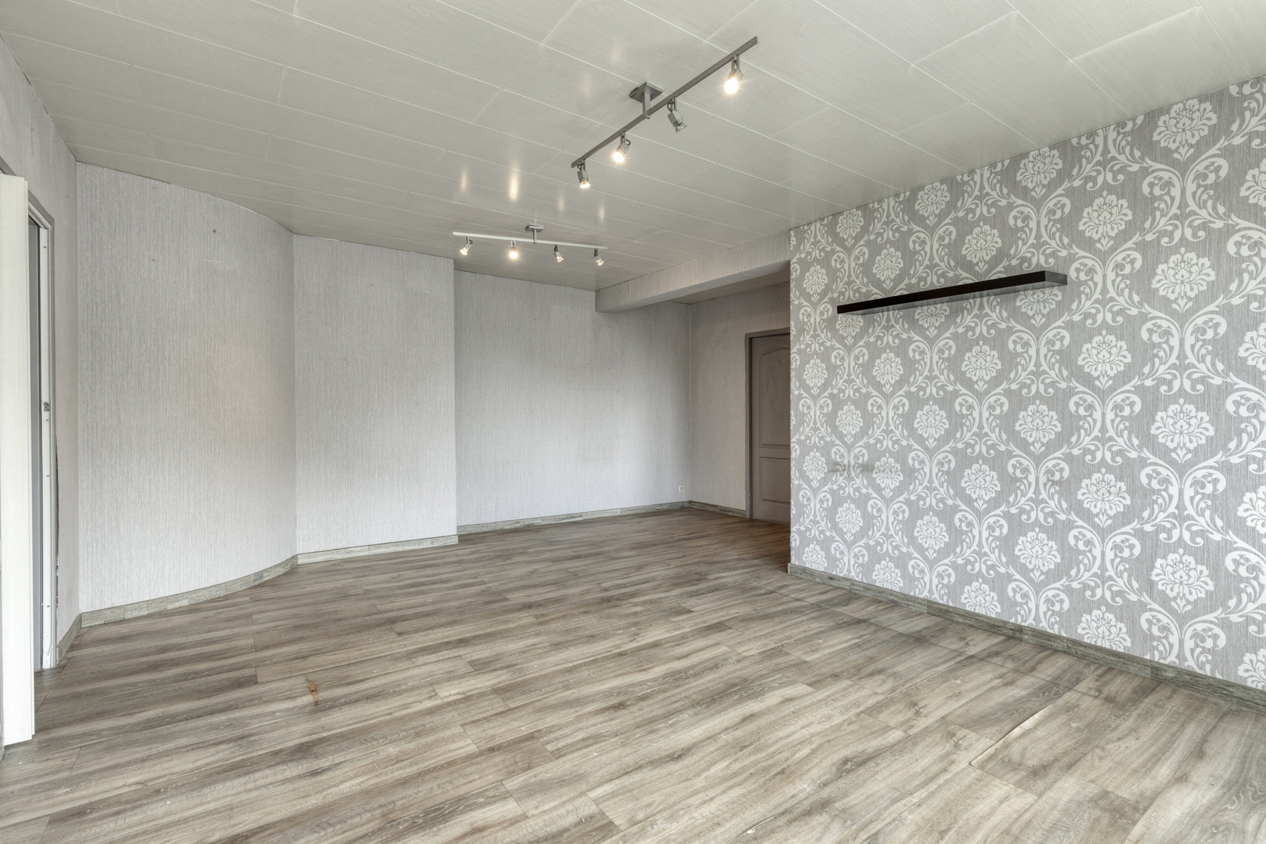 Zeer lichtrijk 2-slaapkamerappartement - foto 5