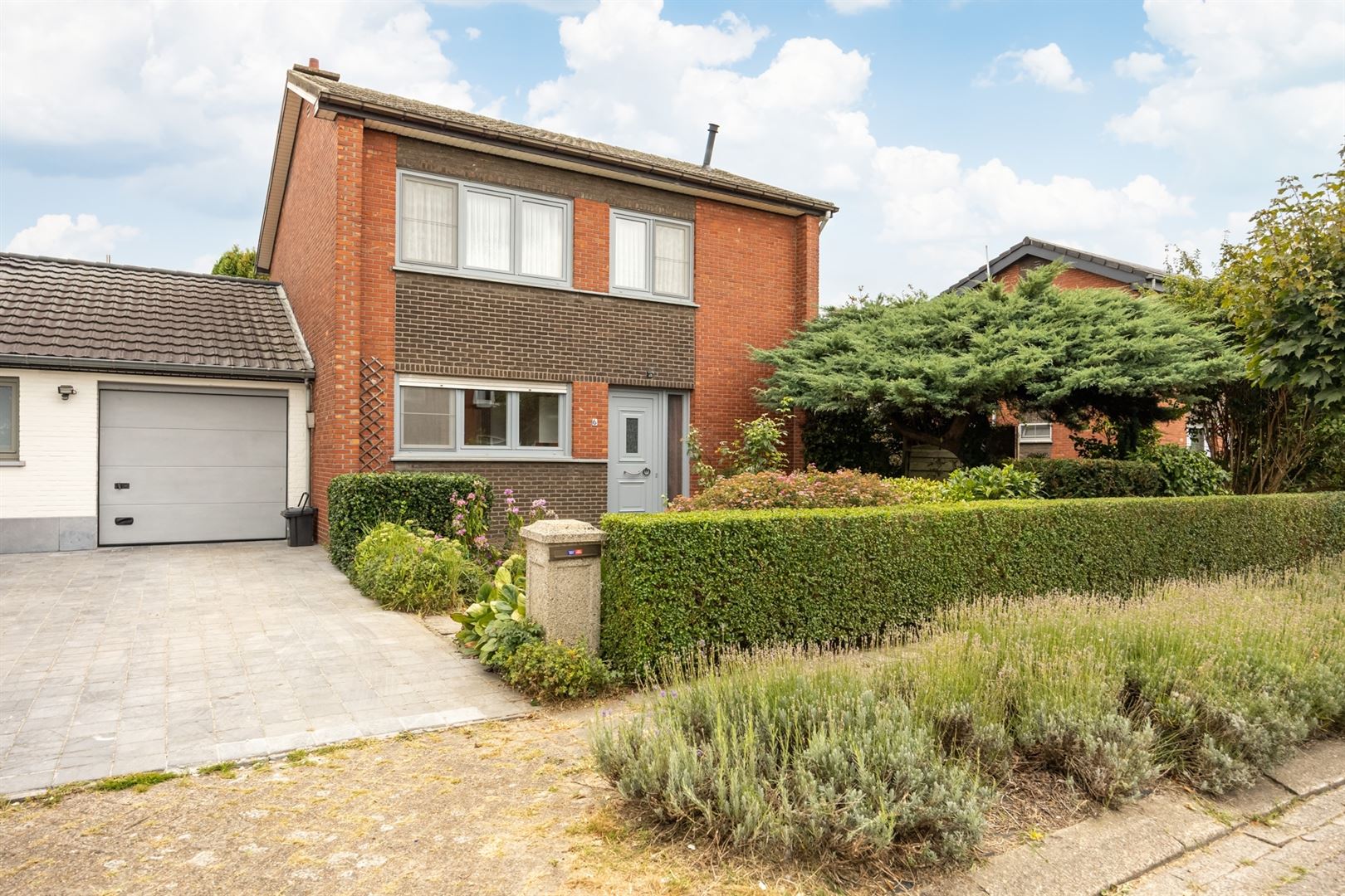 Halfopen woning met potentieel - foto 1